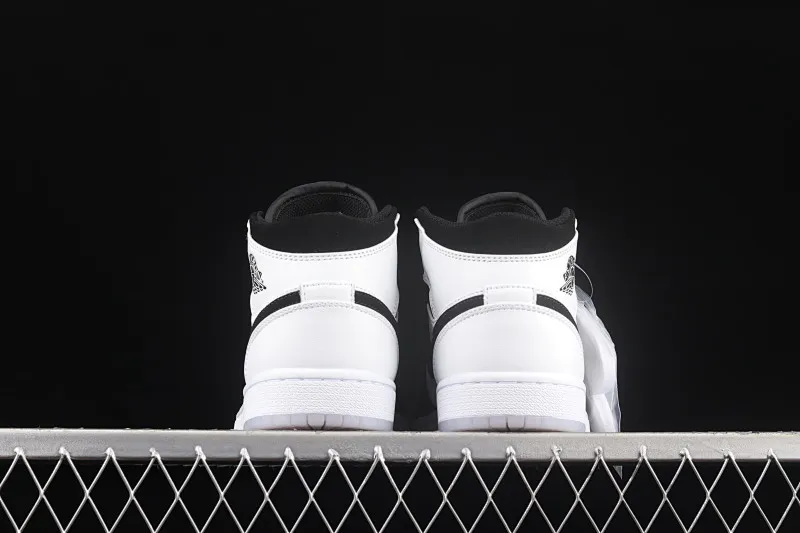 All categories Air Jordan Jordan series basketball shoes Air Jordan 1 Mid Air Jordan 1 Mid "Diamond Shorts" AJ1 Joe 1 Pearlescent White Black Panda DH6933-100